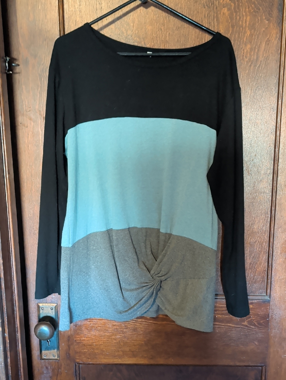Amazon Colorblock Twist-Hem Long Sleeve Top - Black, Teal, Gray